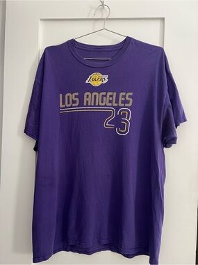 Los Angeles Lakers Purple Graphic Tee - Team Logo